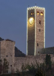 Castello di Gemona Del Friuli sopra il piazza del ferro